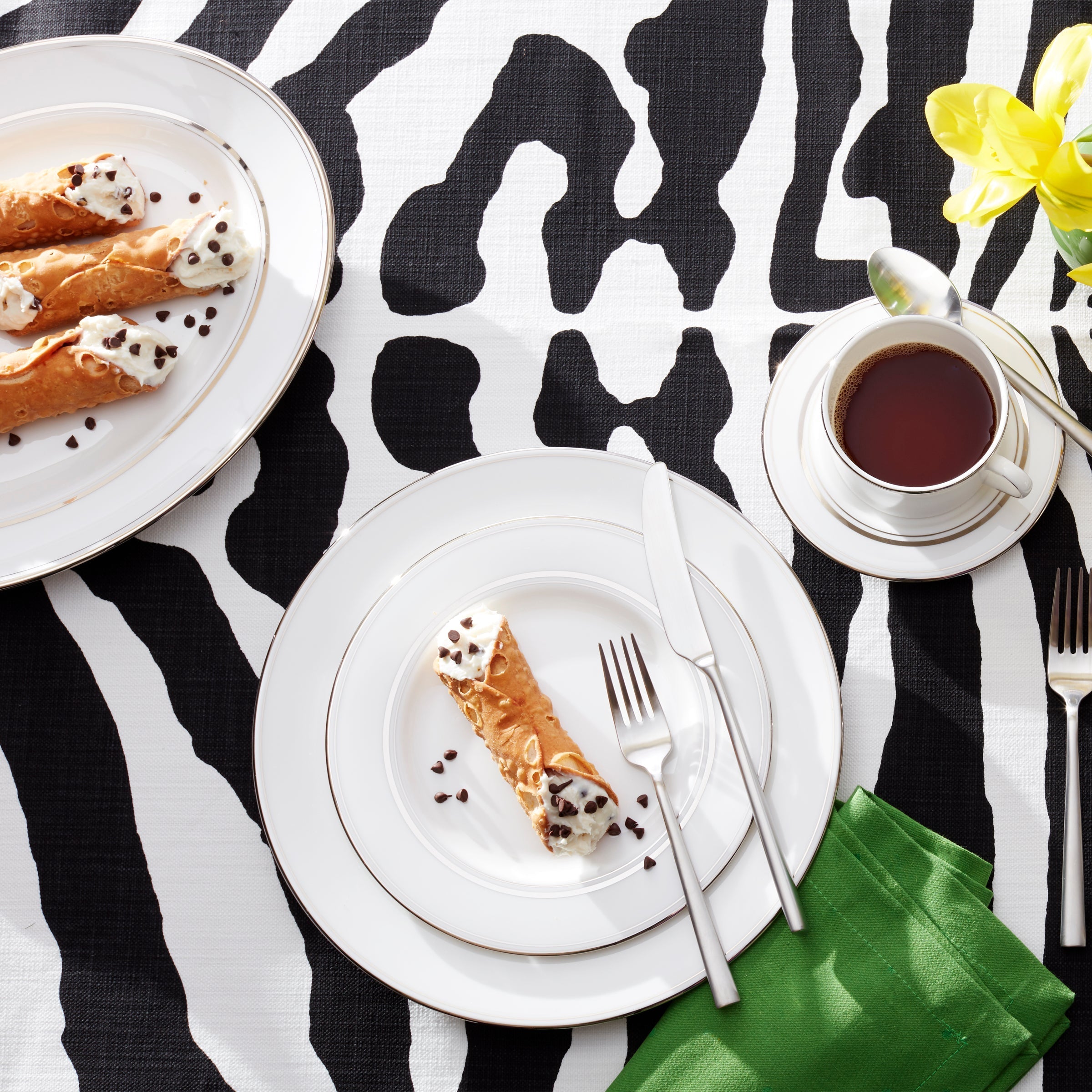 Library Lane Platinum Saucer - Image 2