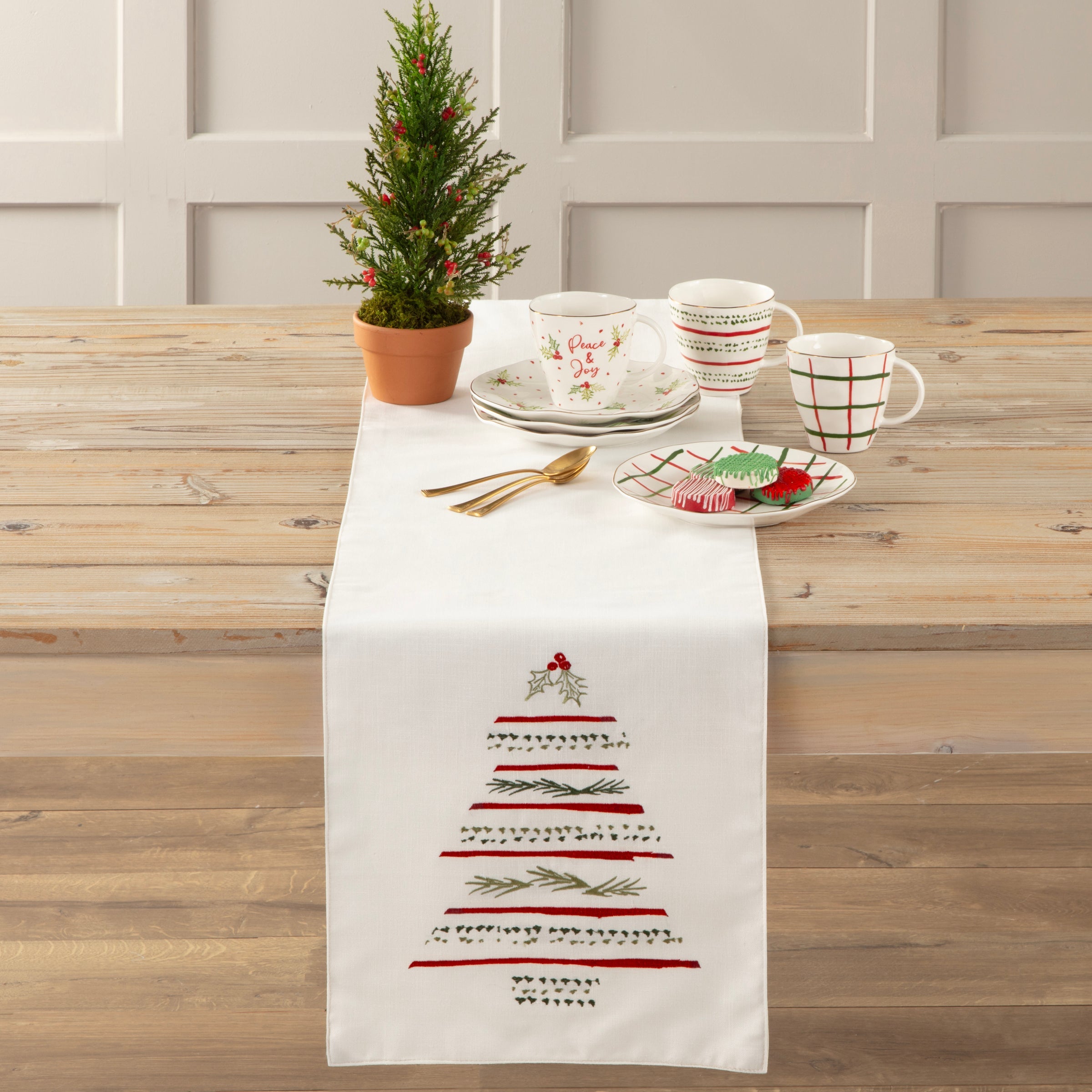 Bayberry Tree 14X72 Table Runner - Image 2