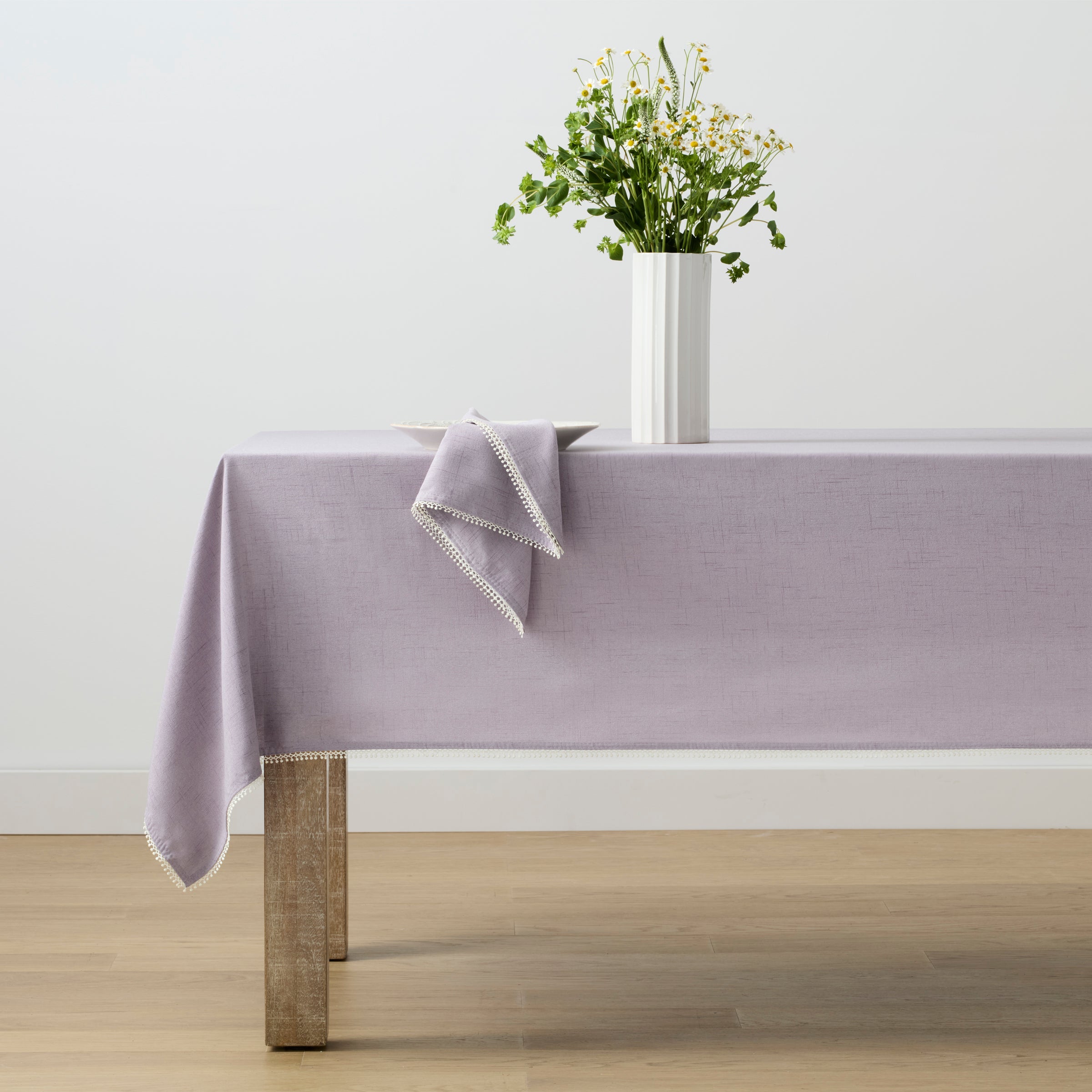 French Perle Violet 60X84 Tablecloth - Image 3