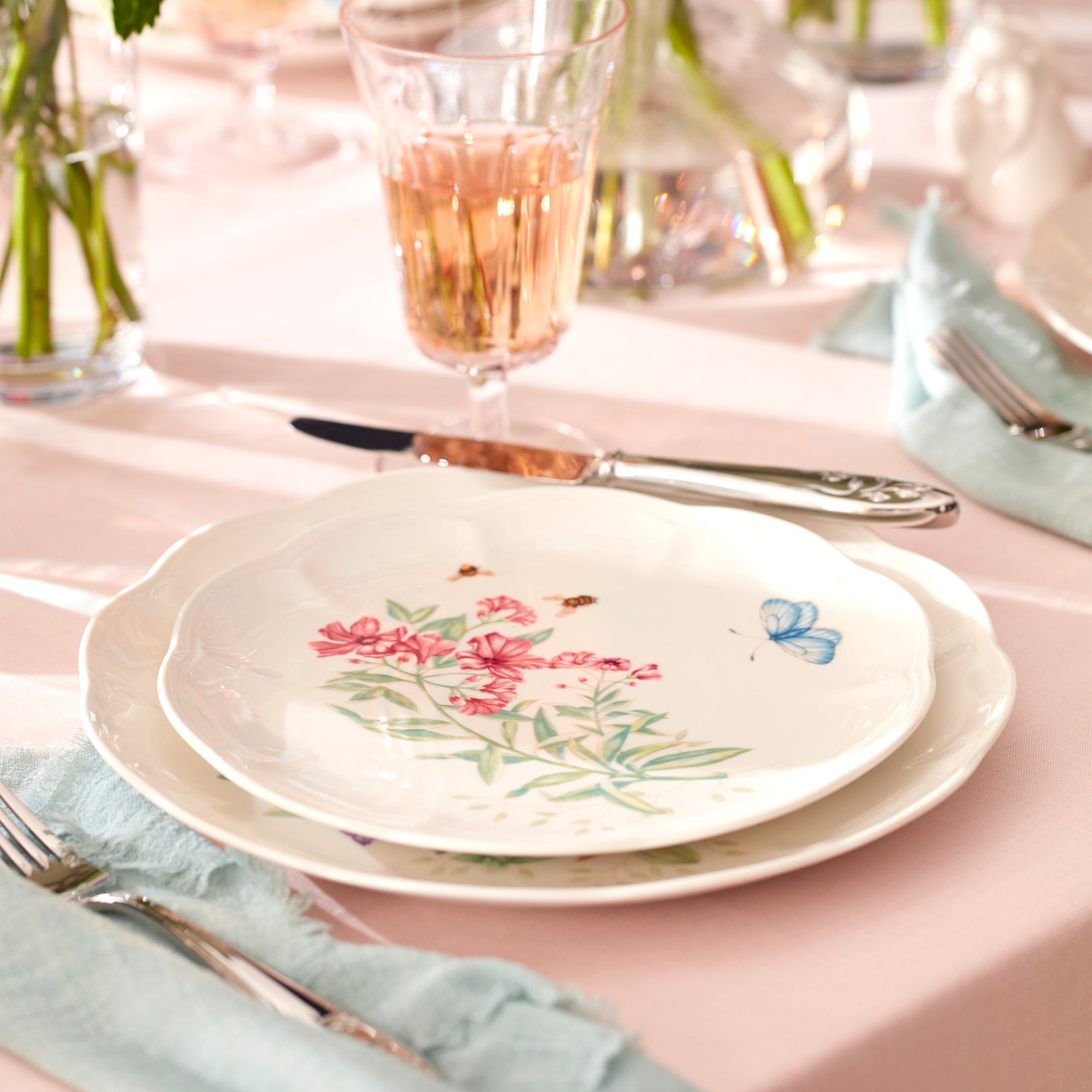 Butterfly Meadow 18-Piece Dinnerware Set - Image 5