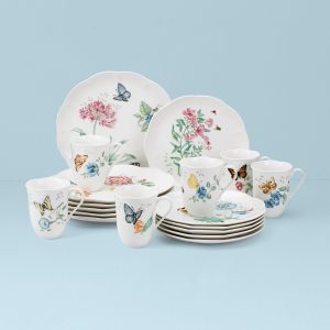 Butterfly Meadow 18-Piece Dinnerware Set