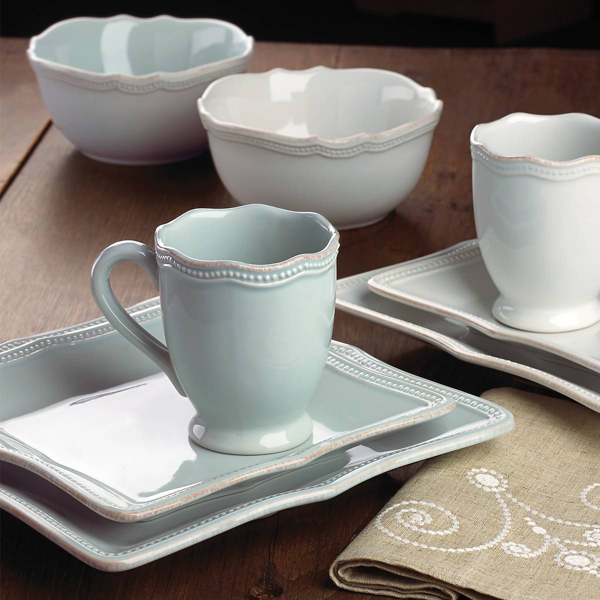 French Perle Bead White 4-Piece Place Setting - Image 4