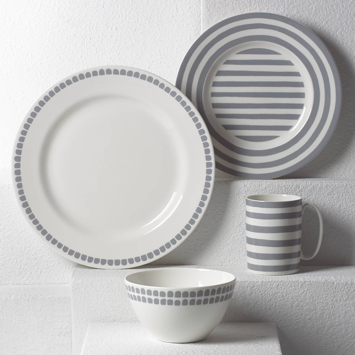 Charlotte Street Grey North 4-Piece Place Setting