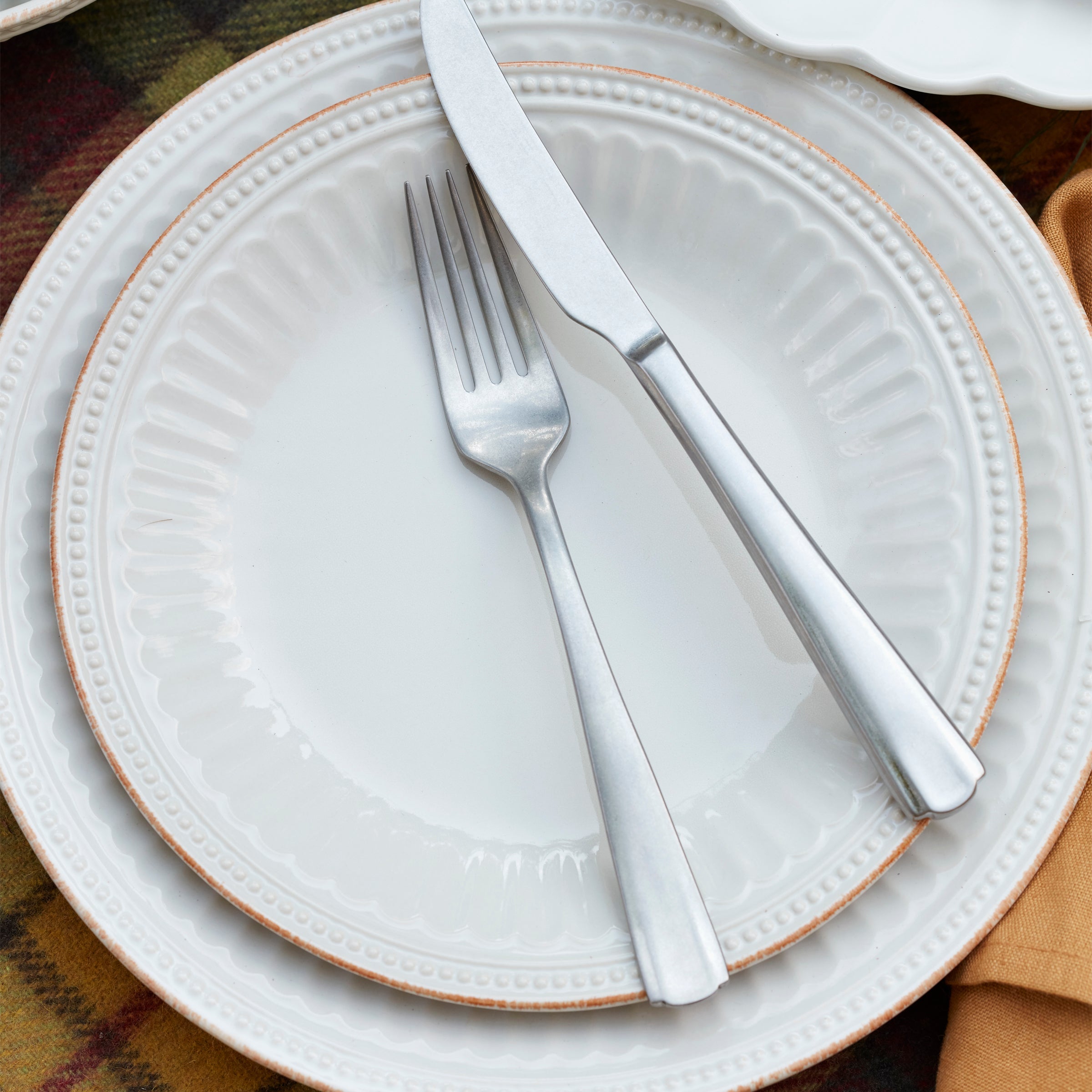 French Perle Scallop Vintage 65 Piece Flatware Set - Image 6