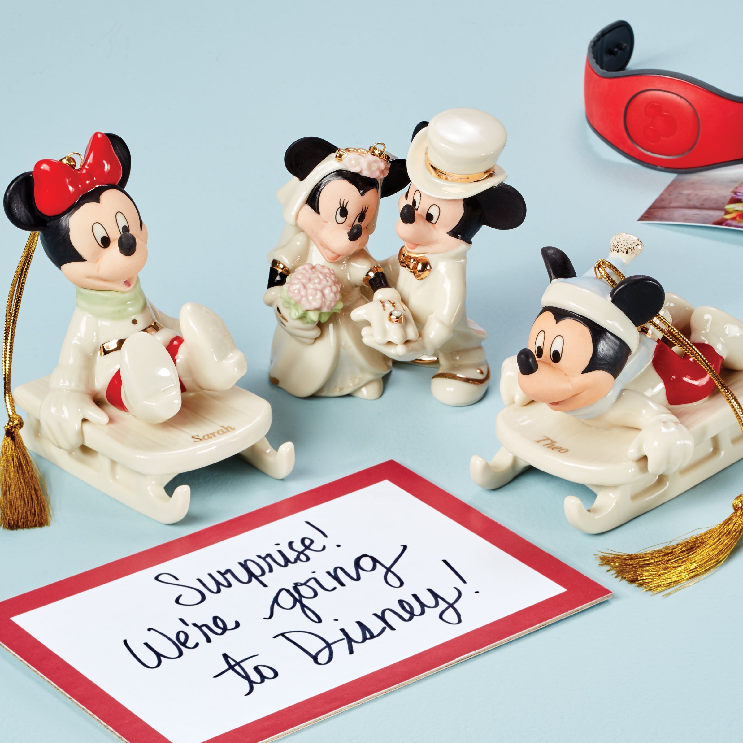Minnie's Dream Wedding Ornament - Image 4