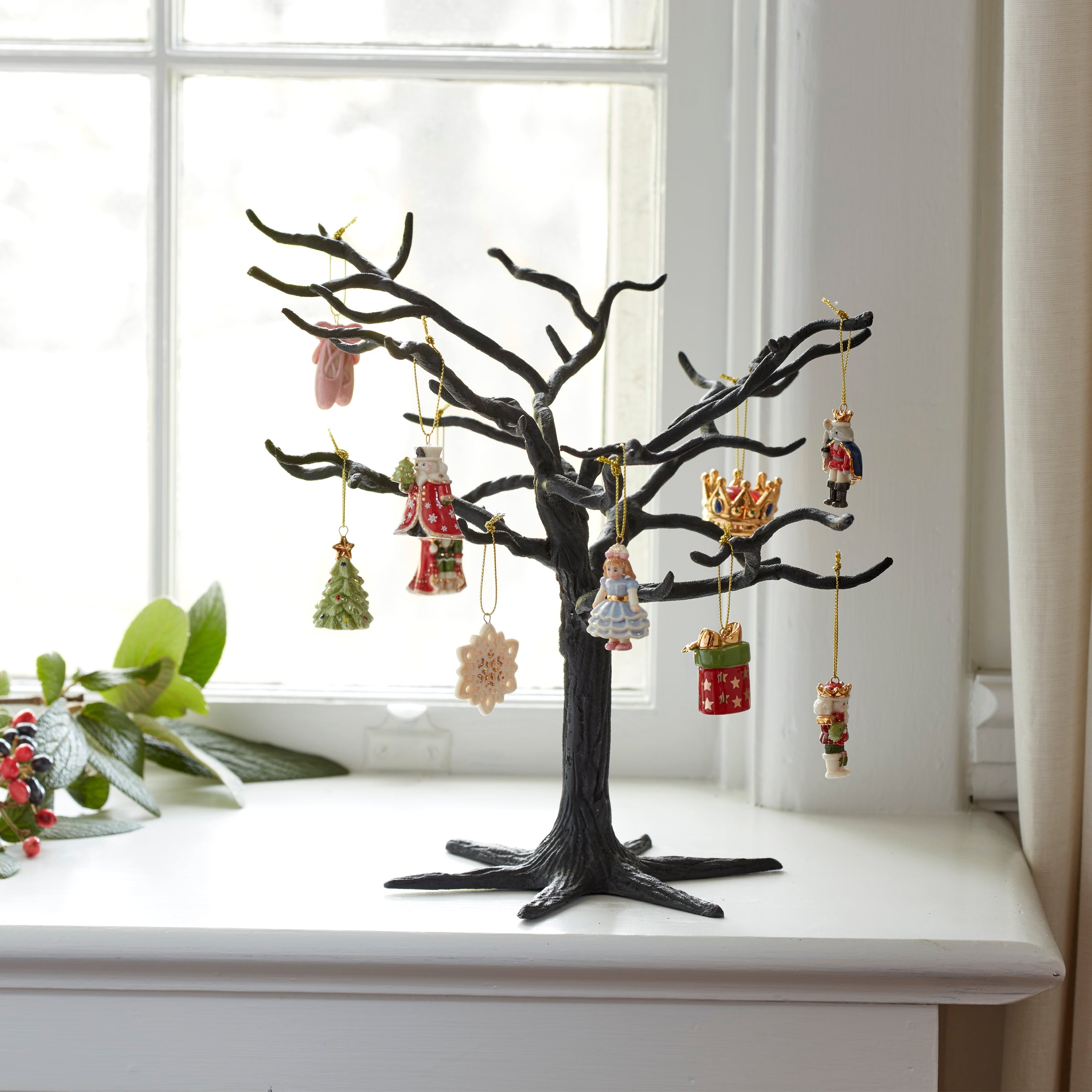 The Nutcracker 10-Piece Ornament Set - Image 5