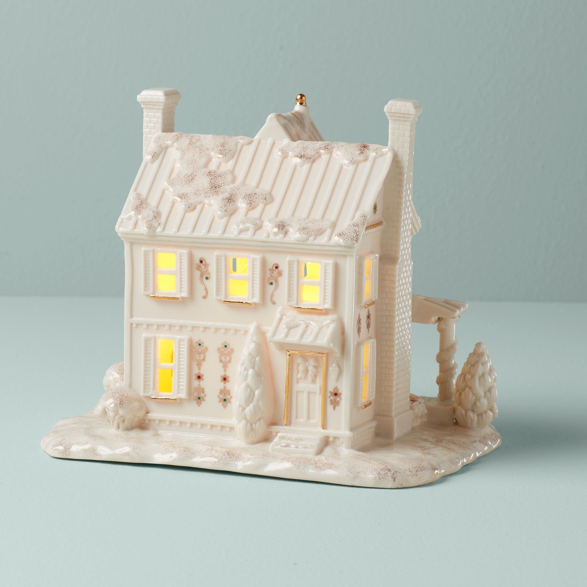 Mistletoe Park Lit Farmhouse Figurine - Image 2