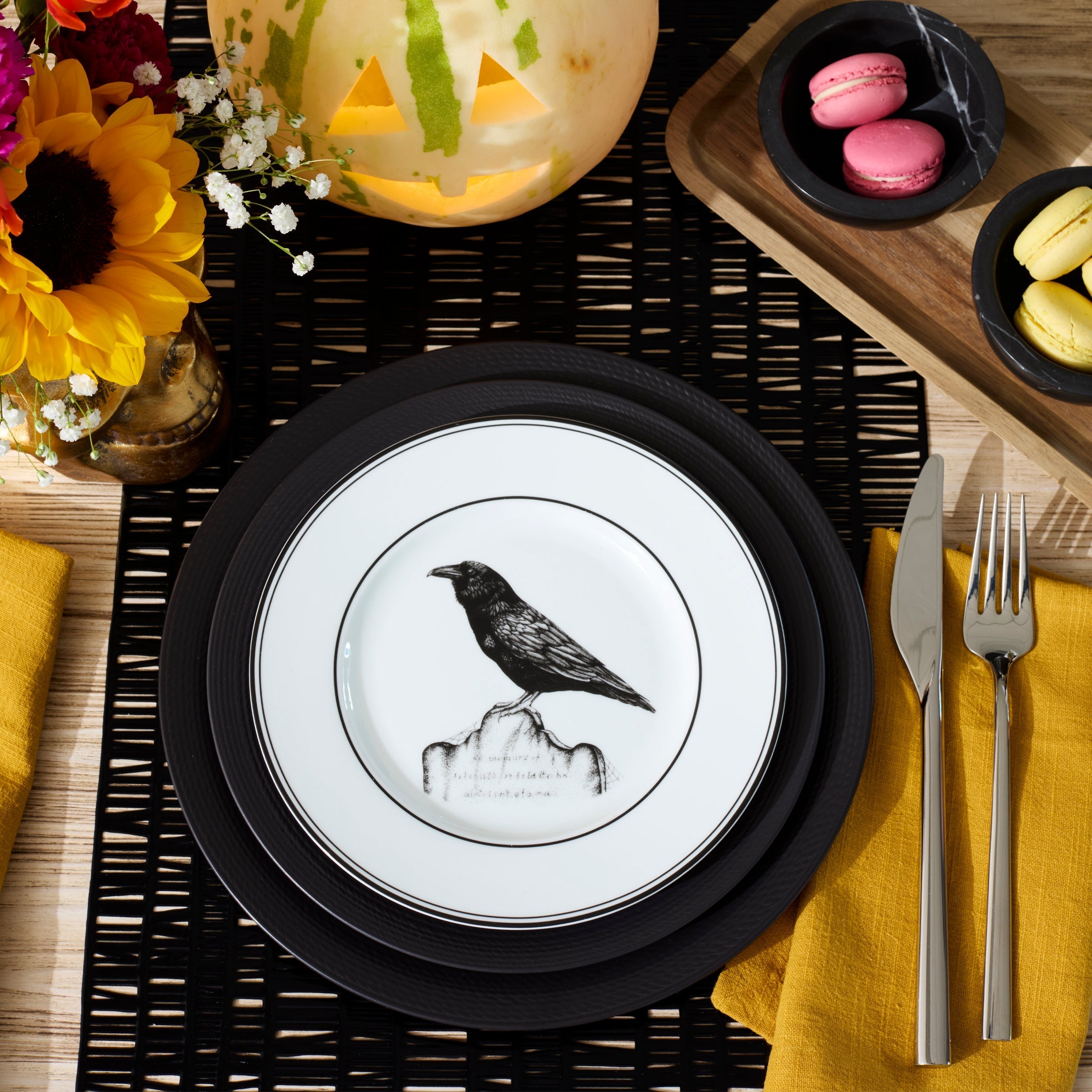 Vintage Halloween Dessert Plates - Set of 4 - Image 7