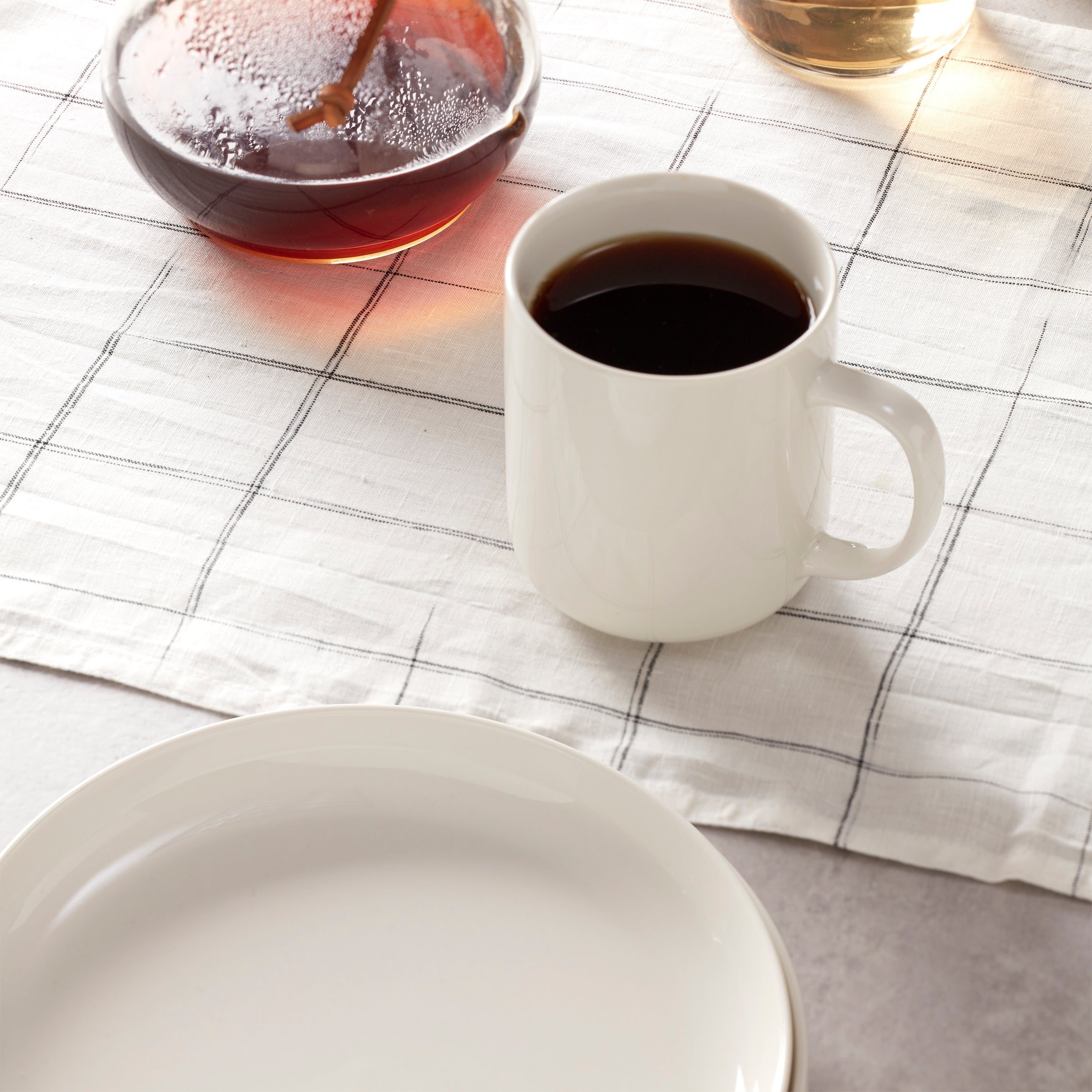 24 Seven White Mugs - Set of 4 - Image 2