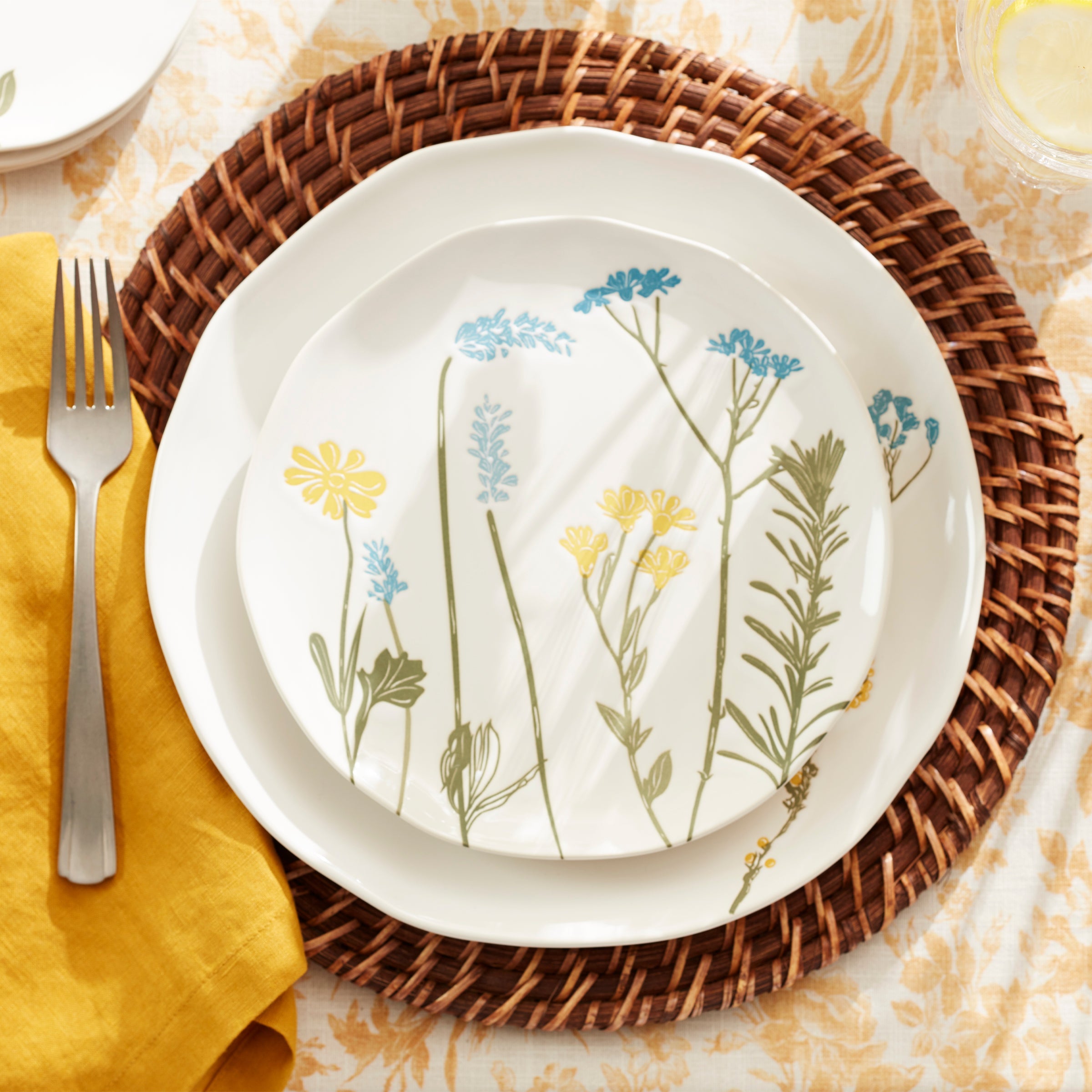 Wildflowers Dinner Plates - Set for 4 - Image 3