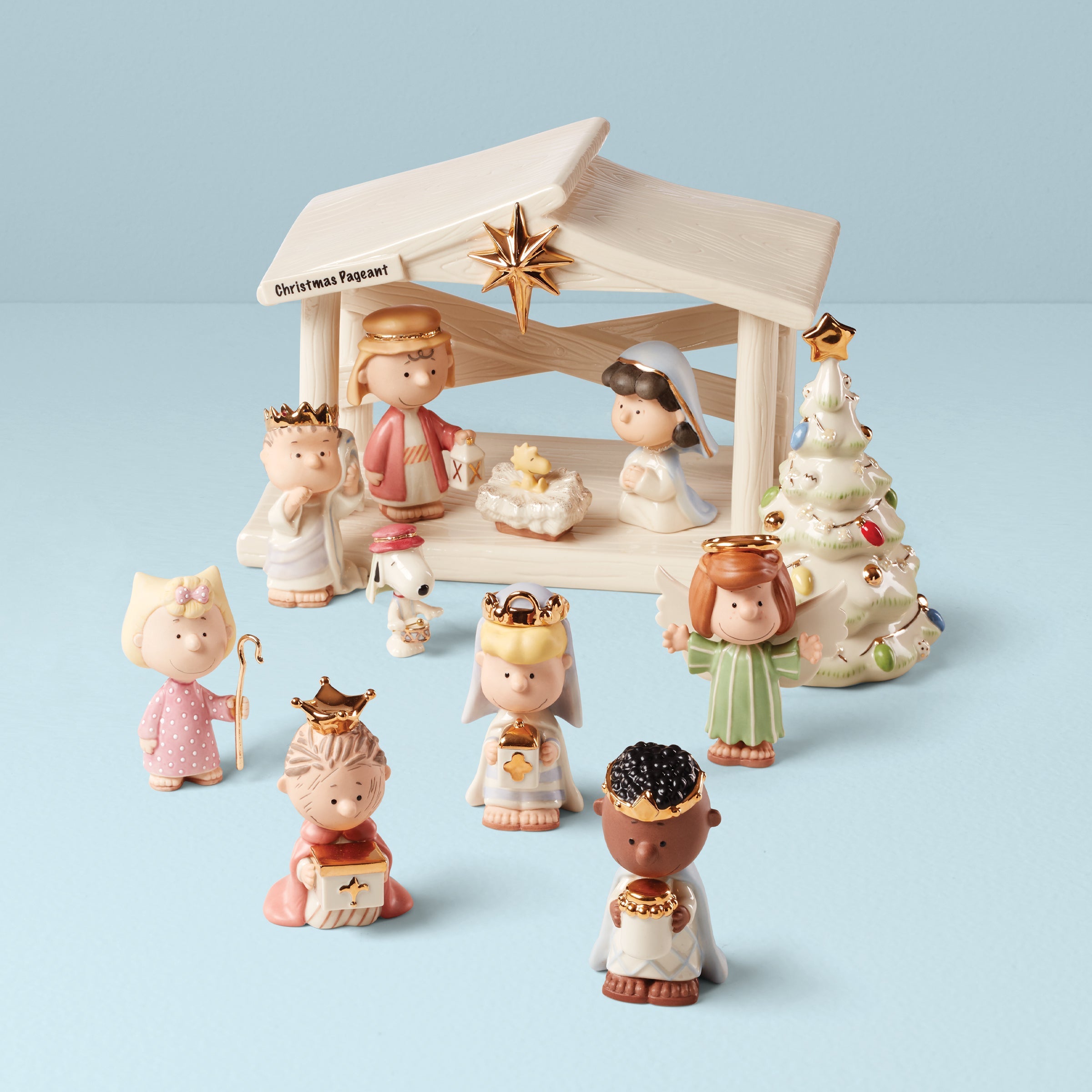The Peanuts Christmas Pageant 12-Piece Figurine Set