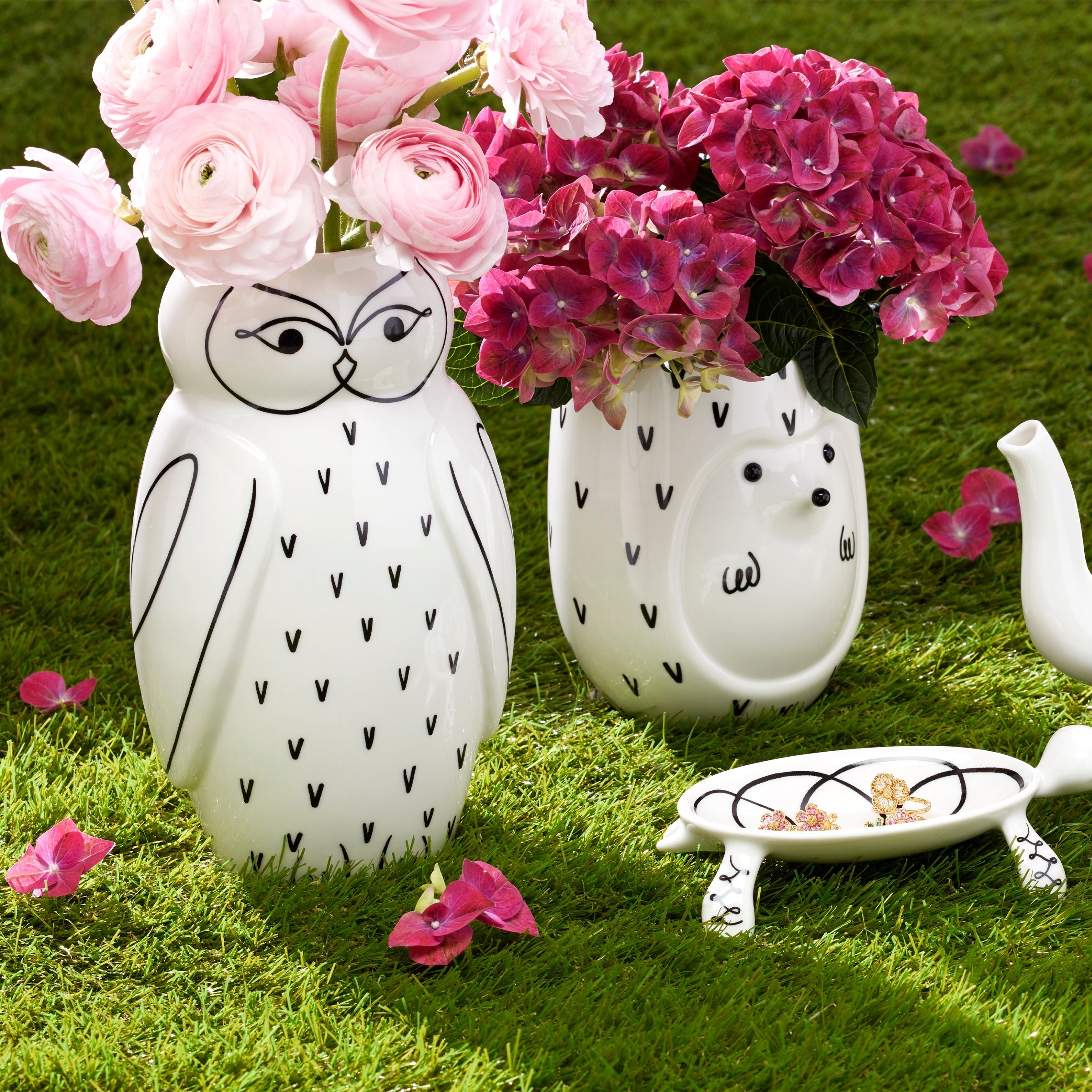 Wild Things Owl Vase - Image 3