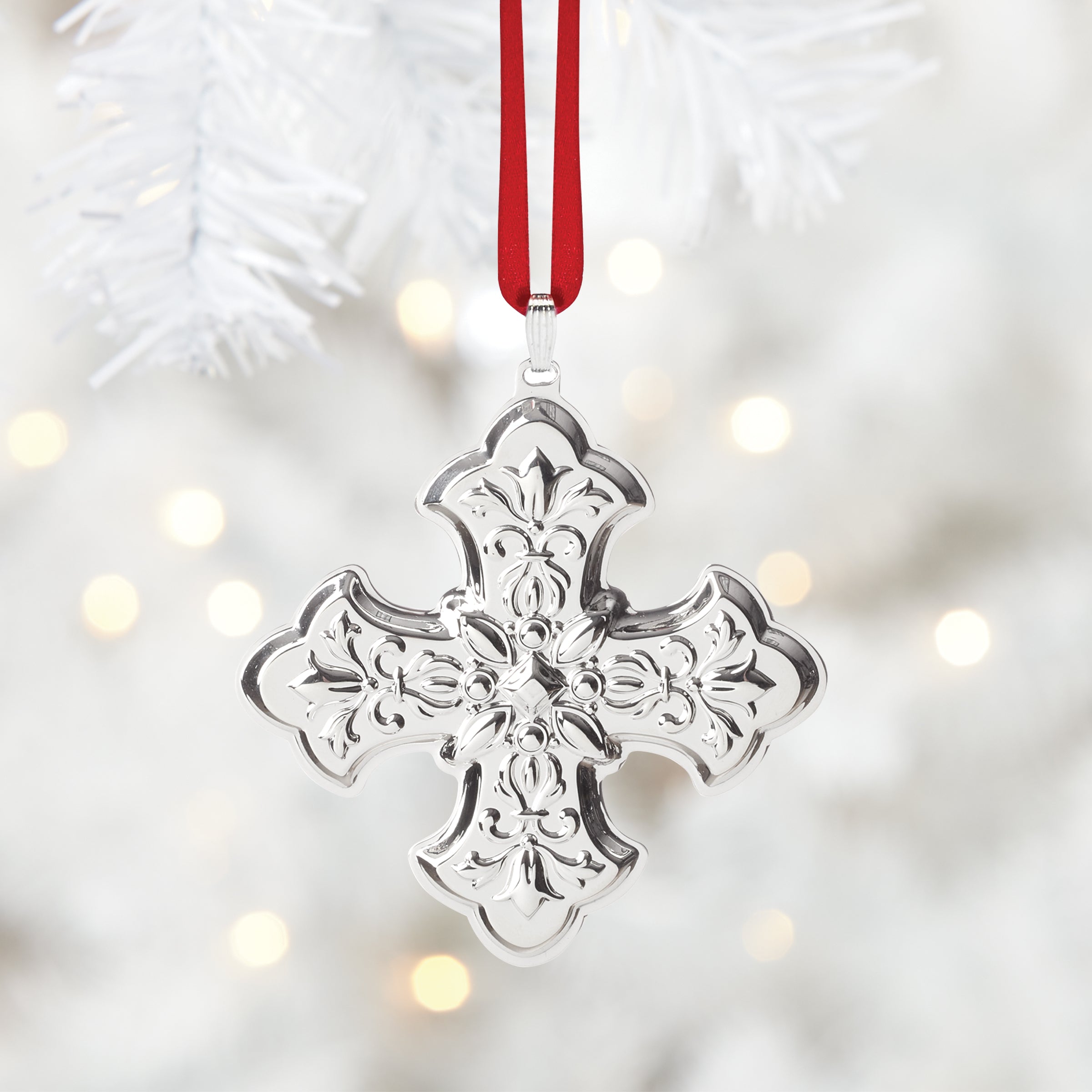2025 Annual Christmas Cross Sterling Ornament - Image 3