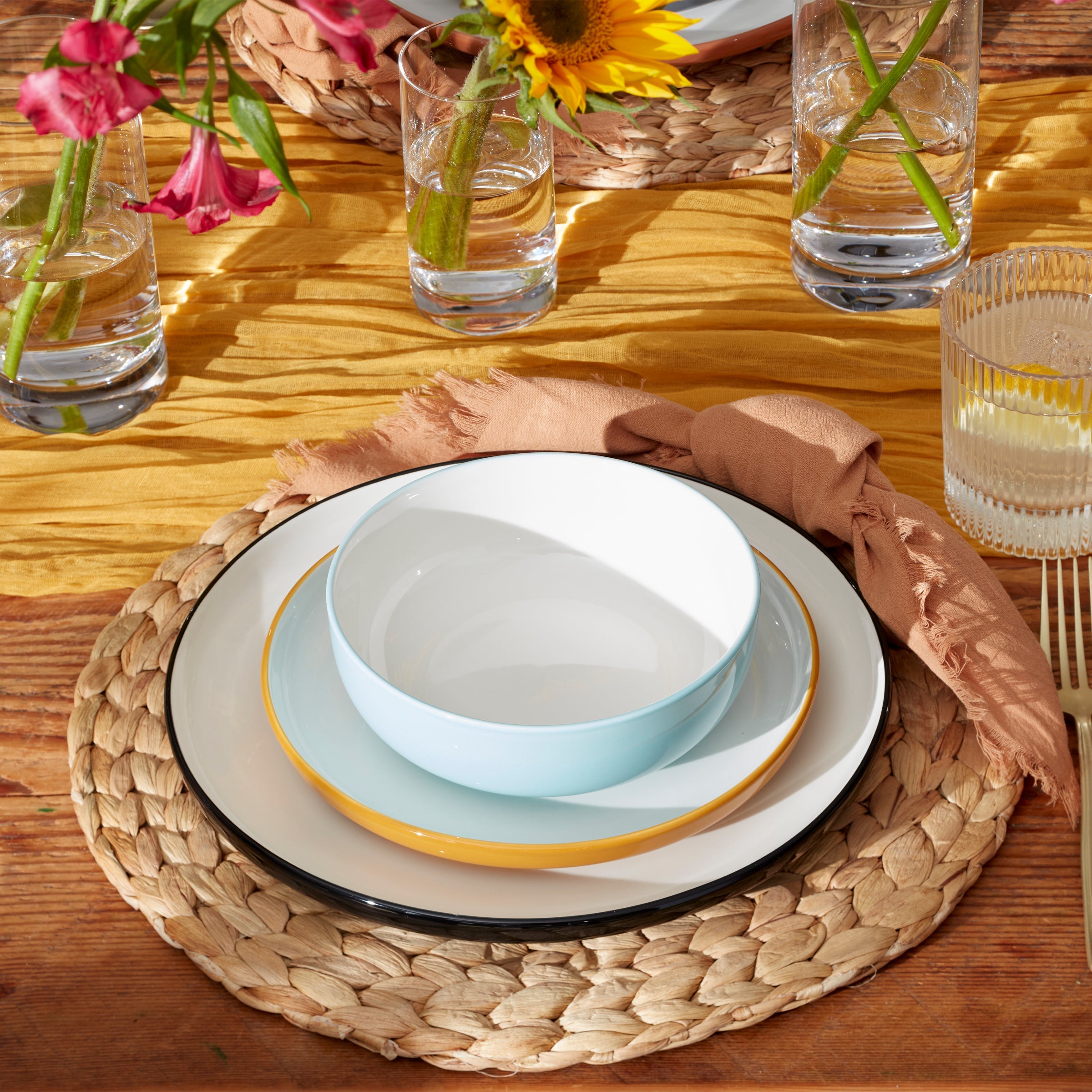 24 Seven Colors Sunbaked 12-Piece Dinnerware Set - Image 8