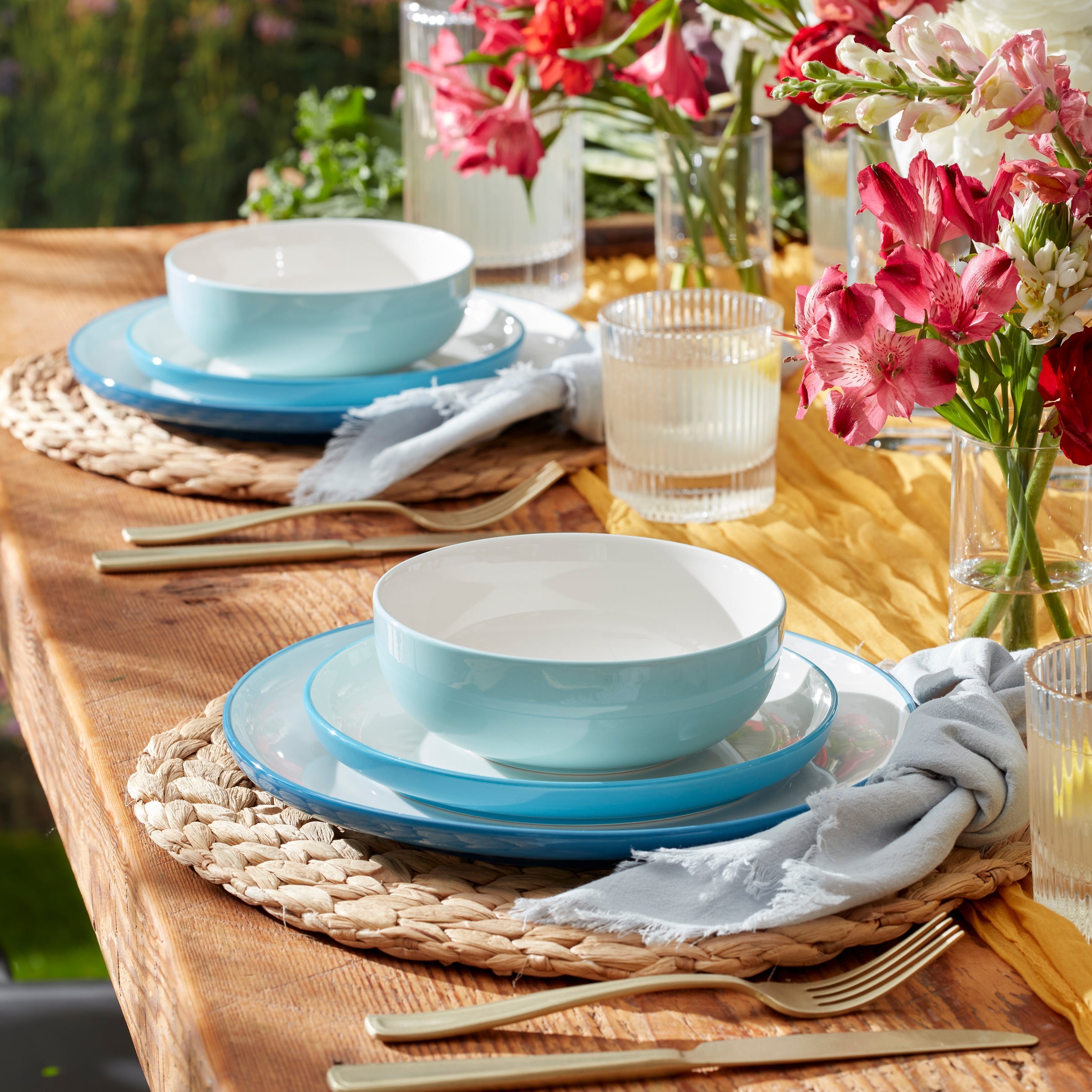 24 Seven Colors Turquoise 12-Piece Dinnerware Set - Image 3