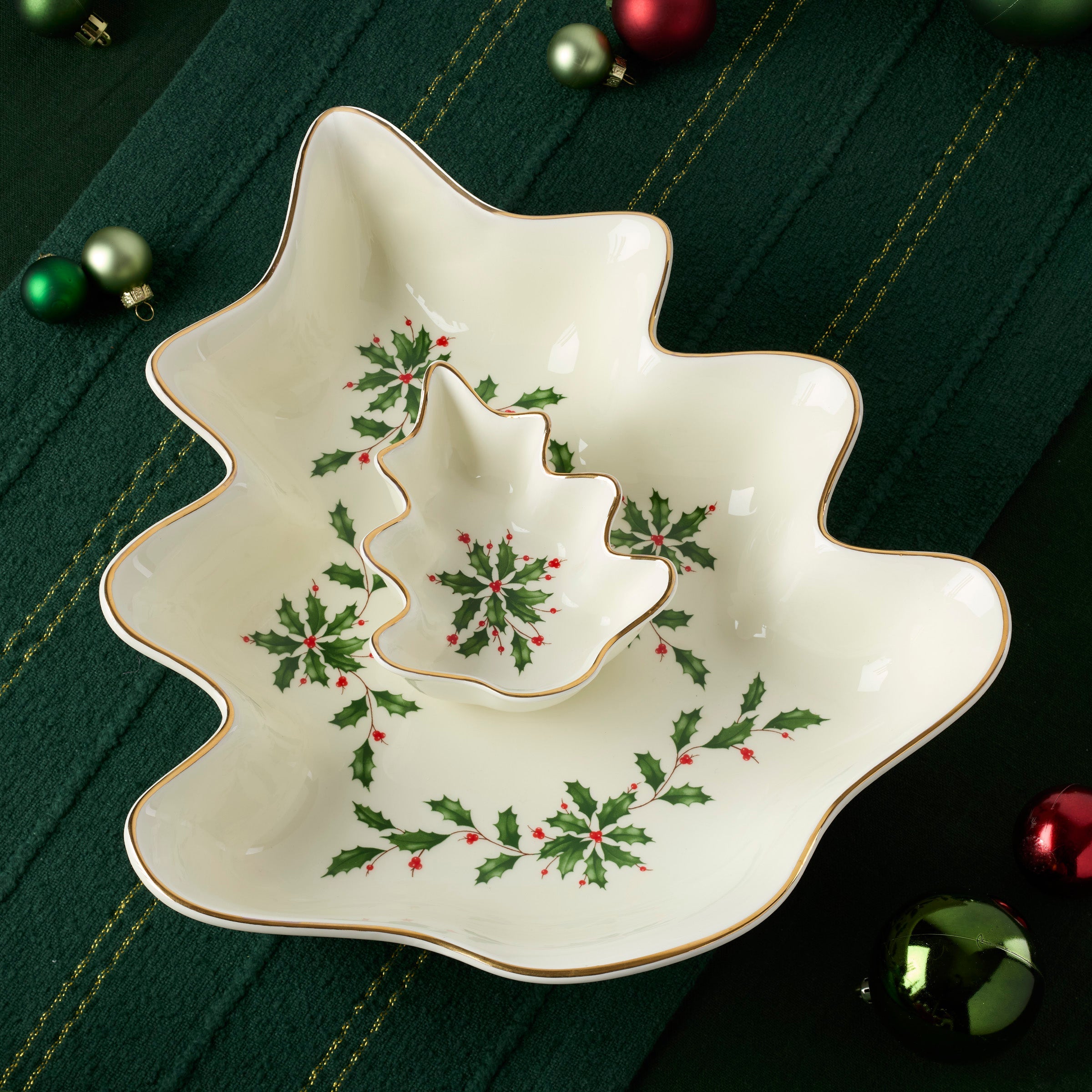 Holiday Tree Chip & Dip Set - Image 5