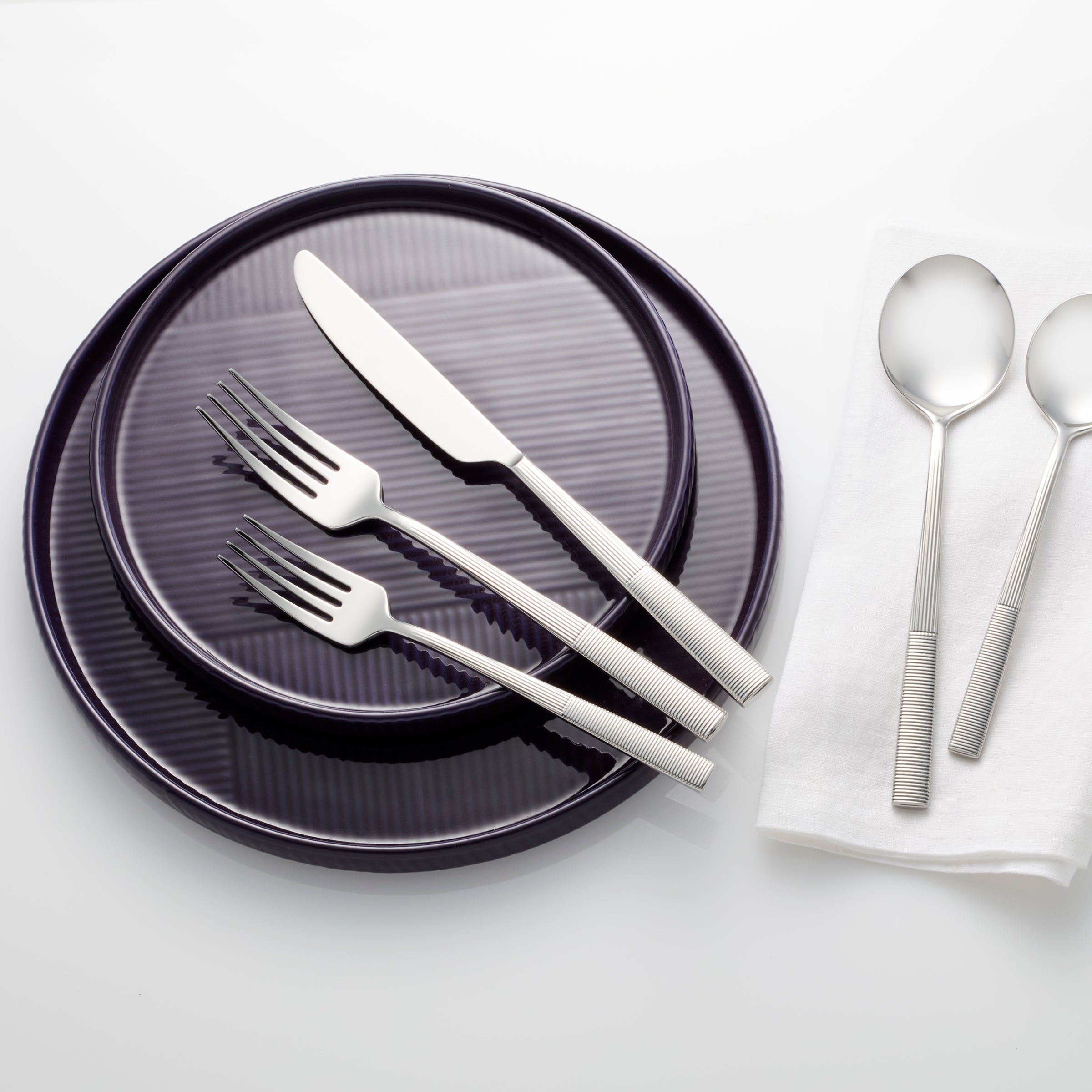Modulus Nightshade 16-Piece Dinnerware Set - Image 3