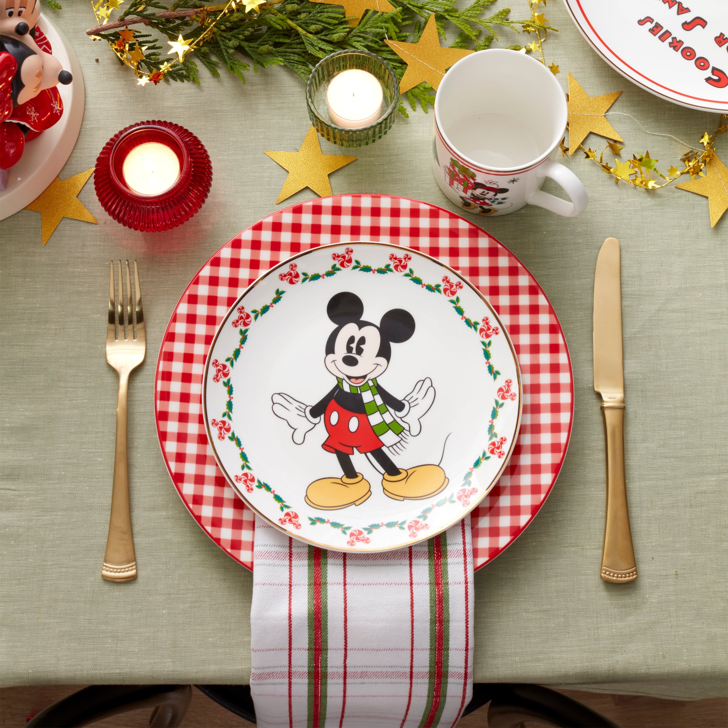 Disney Holiday 12-Piece Dessert Set - Image 5