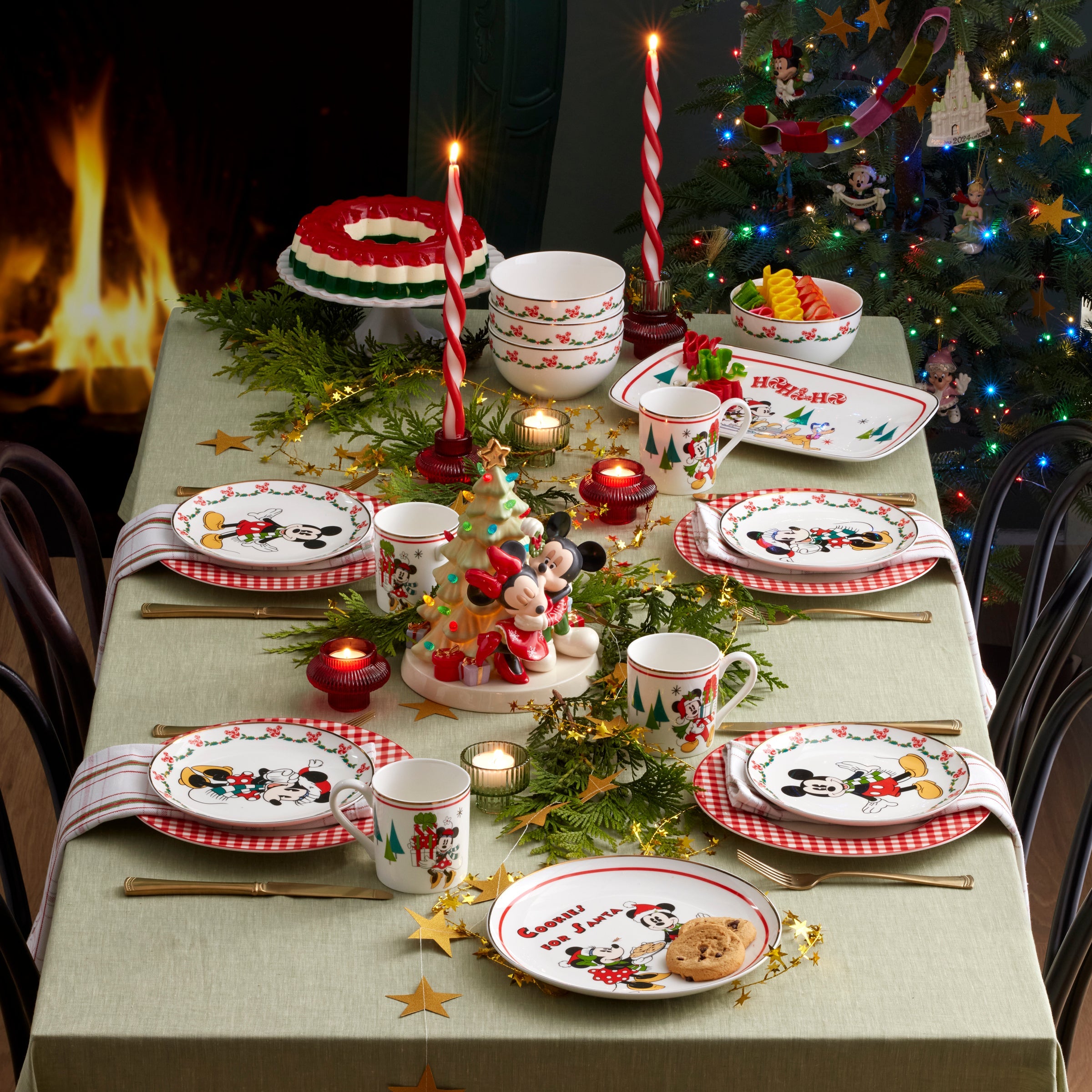 Disney Holiday Hors d'Oeuvres Tray - Image 4