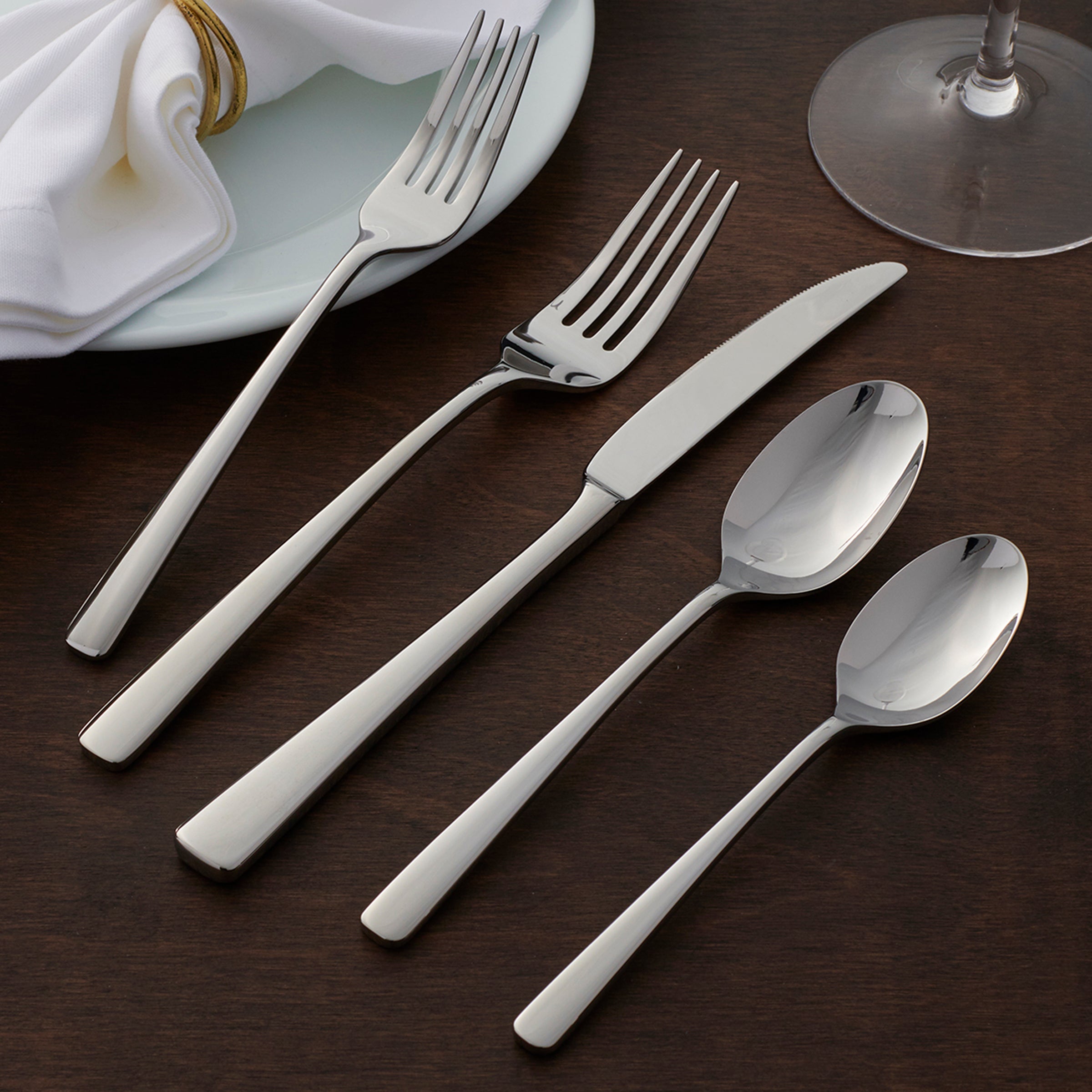 Doublet 20 Piece Flatware Set - Image 4