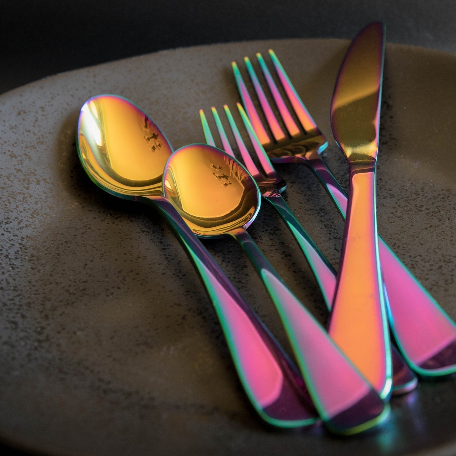 Rhiannon Rainbow Mirror 20 Piece Flatware Set - Image 2
