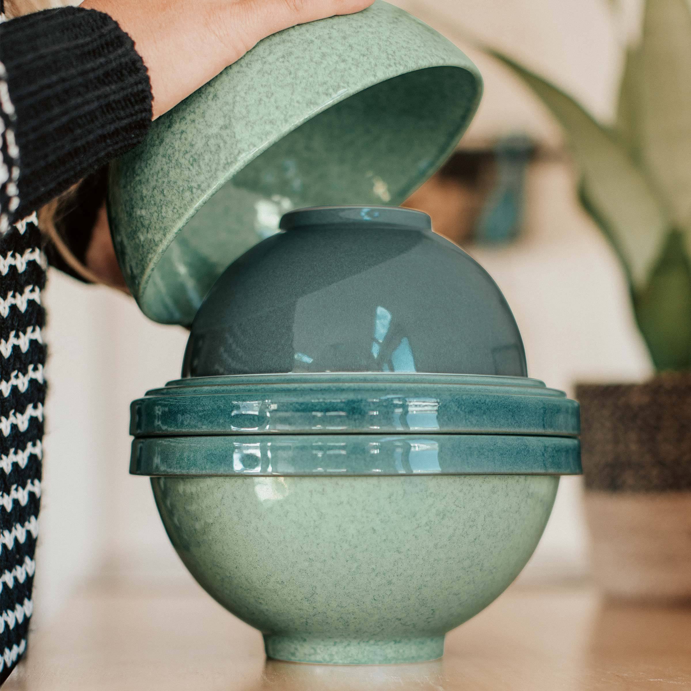 Luna Green 8-Piece Dinnerware Set - Image 3