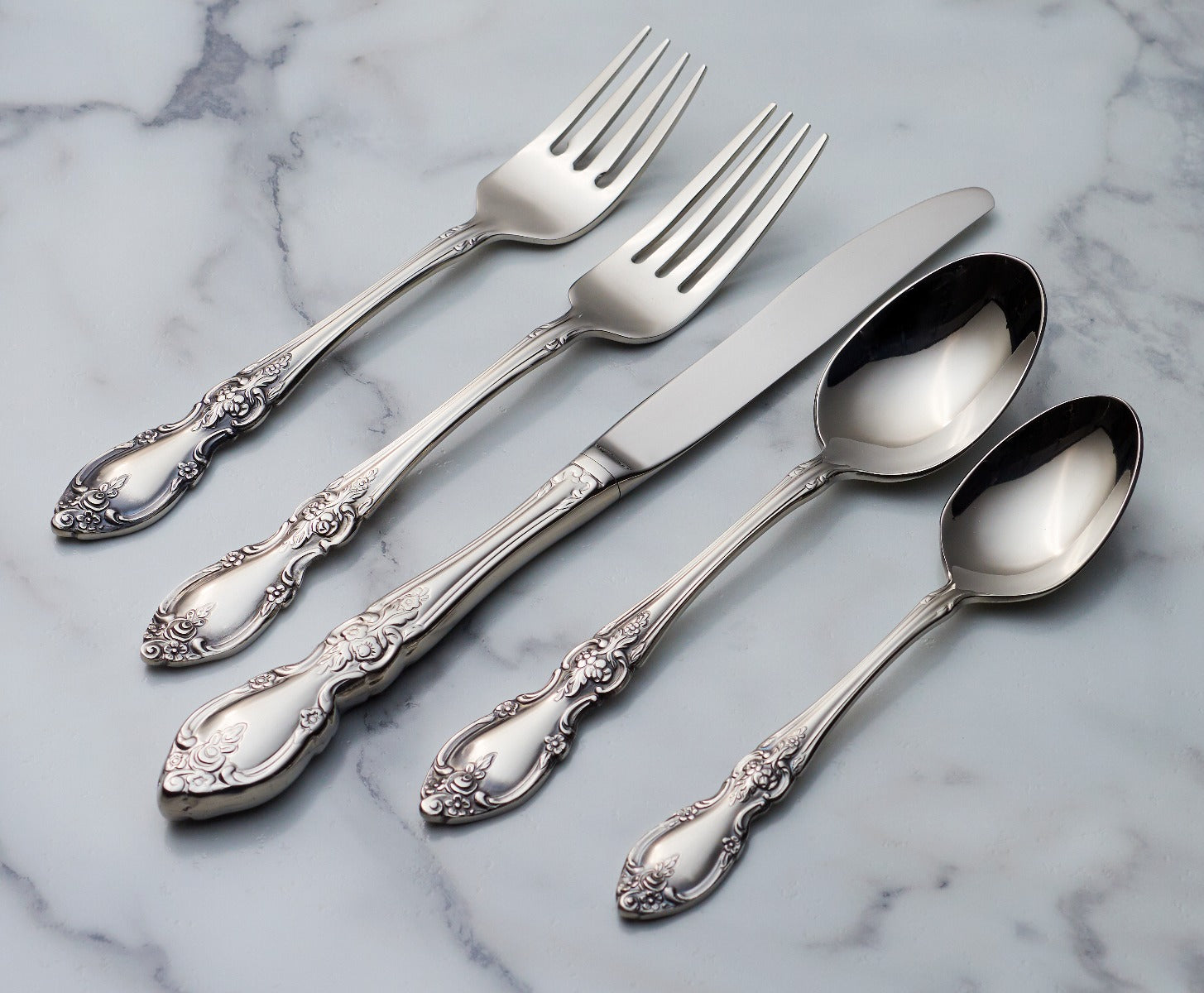 Louisiana 18/8 5 Piece Place Setting - Image 2